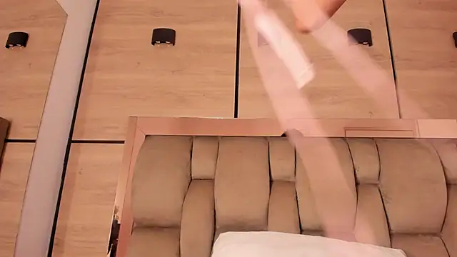 karol_lewiss – Naživo XXX chat