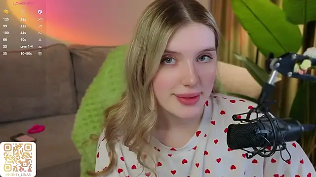 honey_kors Chat XXX live