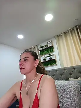 Chat XXX ao vivo de sasi_luna