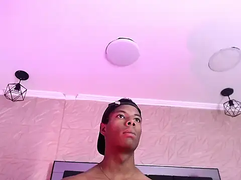 Santiago_Ortiz_ – Kamerová šou