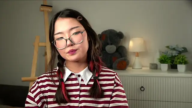 NelleMihalko Chat XXX live