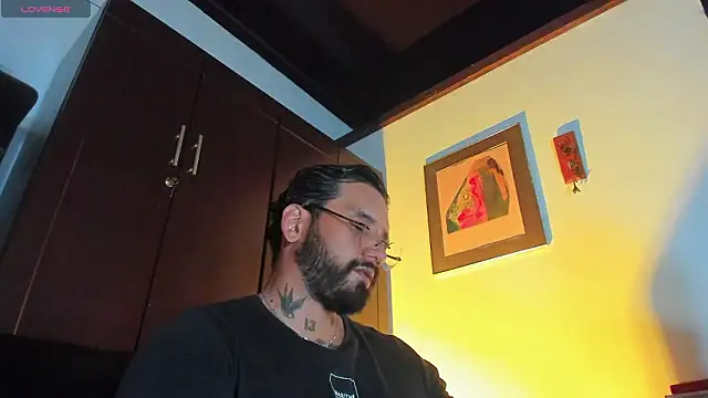 CamiloGray_'s Live XXX Chat