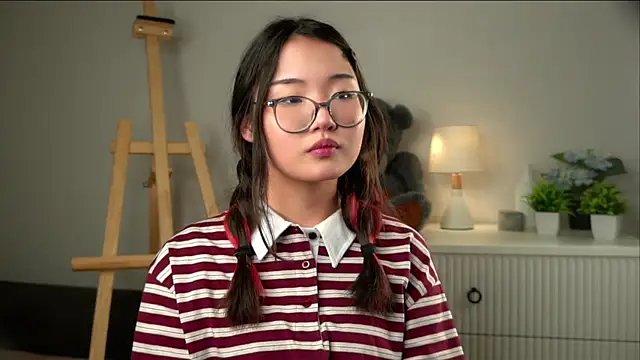 Czat XXX na żywo – NelleMihalko