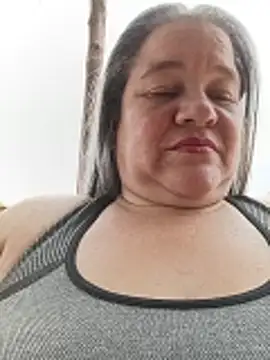 Chat XXX ao vivo de MilF-eterna_69