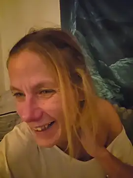 yola181 – Naživo XXX chat