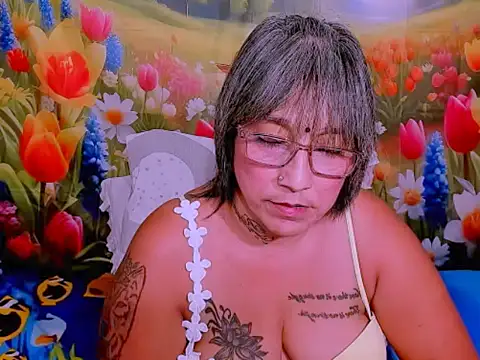 Онлайн чат XXX indianroxy