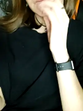 AashikalaaのライブXXXチャット