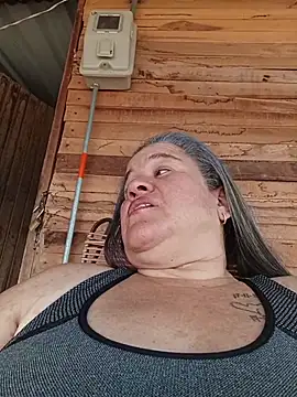 Chatroom XXX en direct de MilF-eterna_69