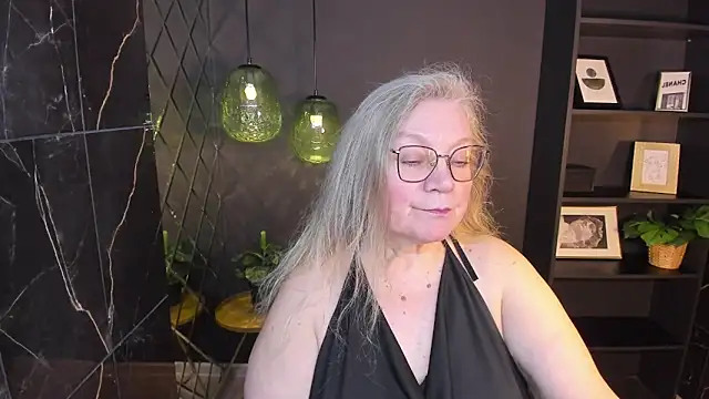 NataliMellow's Live XXX Chat