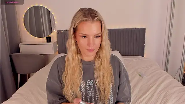 CassieRayss' Live XXX Chat