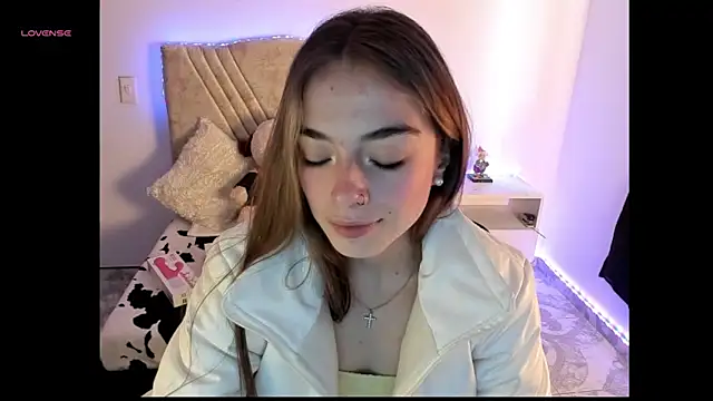 Mia_Victoria22's Live XXX Chat