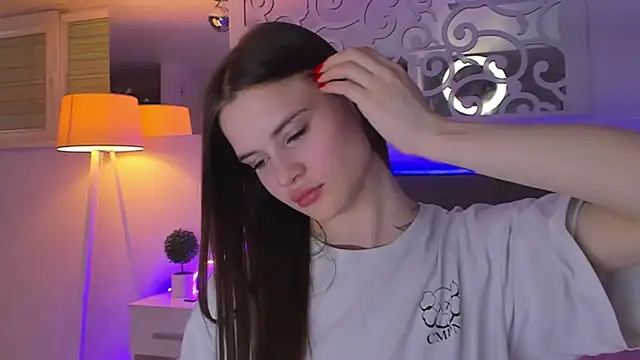 LuisaClover's Live XXX Chat