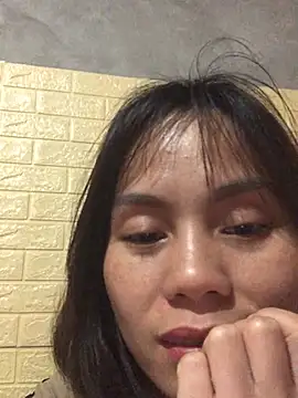 Sarahkiu's Live XXX Chat