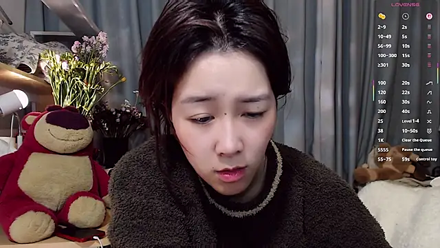 XueLi1902's Live XXX Chat