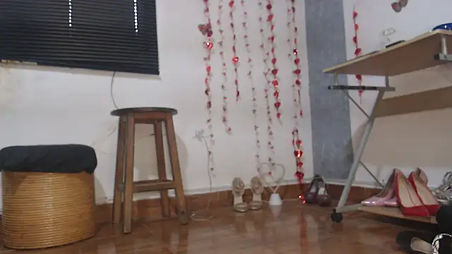 sharom_smith1's Live XXX Chat