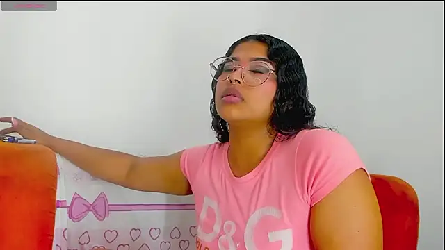 Chat XXX ao vivo de moana_taylor