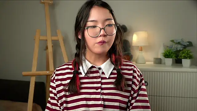 NelleMihalko Chat XXX live