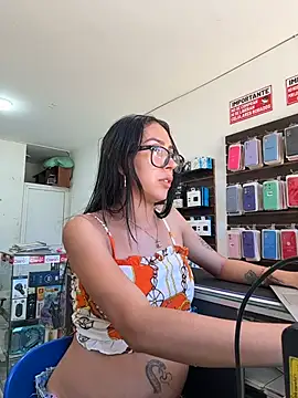 Pokazy przed kamerką  – pregnant_sofii18