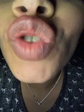 CarmelaAnthony 即時 XXX 聊天