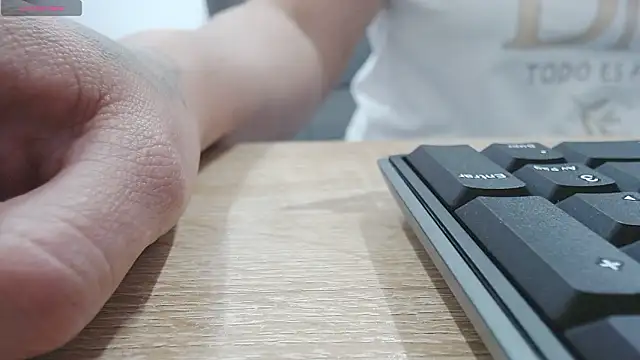 Chatroom XXX en direct de sophia_hadid