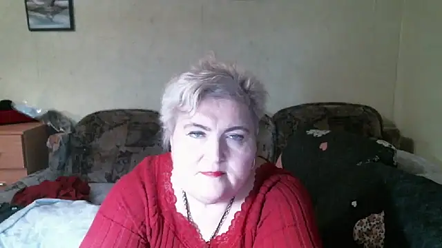 Lana555 Adlı Modelin Canlı XXX Sohbeti