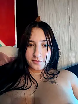 Онлайн чат XXX Mysticdooll69