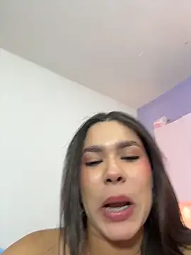 TianaGlow44 Webcamshow