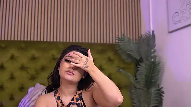 KeylaNoir Show in webcam