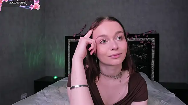 LillianPerry's Live XXX Chat