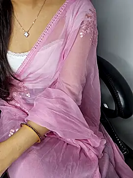 aliyaah_singh 웹캠 쇼