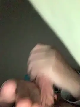 Averagejoe18@xh: διαδικτυακό σόου στην κάμερα