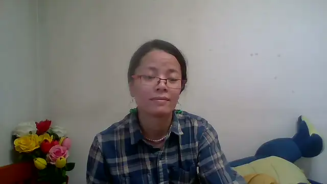 sweethanajapanese: διαδικτυακό σόου στην κάμερα