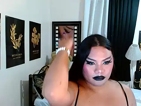 Chat +18 de TSbrianaHugeCock ao vivo