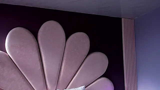 LolaGray__: απευθείας συνομιλία ΧΧΧ