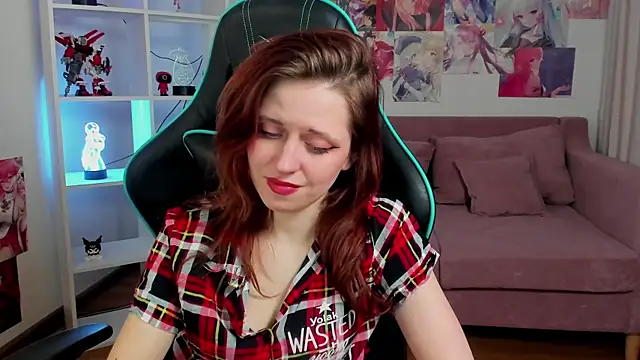 Chat +18 de FreyaVey ao vivo