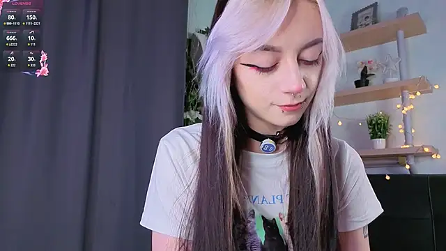 Chatroom XXX en direct de TristaRoht