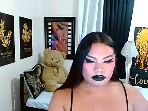 TSbrianaHugeCock: онлайн-секс-чат