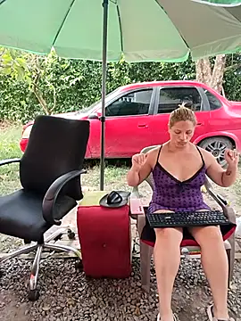 XXX chat uživo modela hotandfierylatinos2023