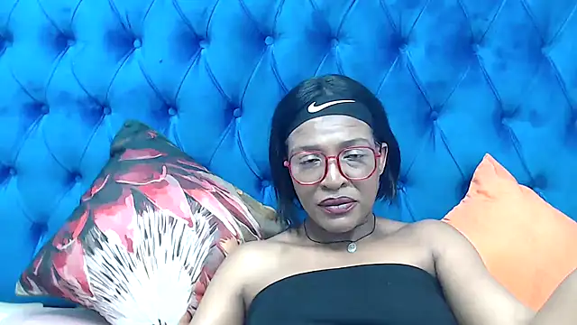 SpicyQueenxxxx Adlı Modelin Canlı XXX Sohbeti