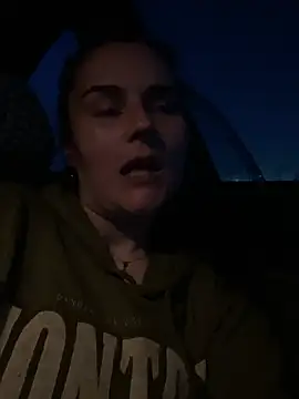 Chat +18 de Naira_Dan ao vivo