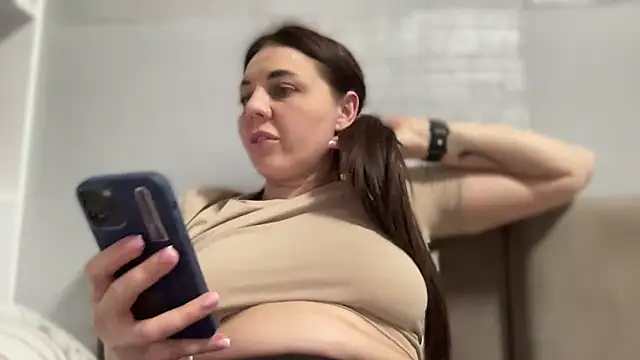 XXX chat uživo modela Darsy_Rox