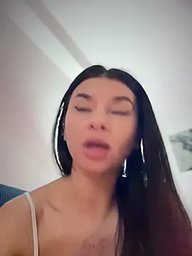 DramaQueen__ 即時 XXX 聊天