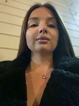 KrisMagnoly's Live XXX Chat