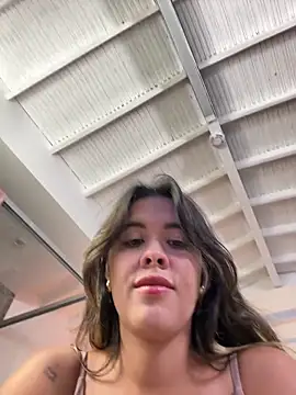 Emilia_Bakerr: онлайн-секс-чат