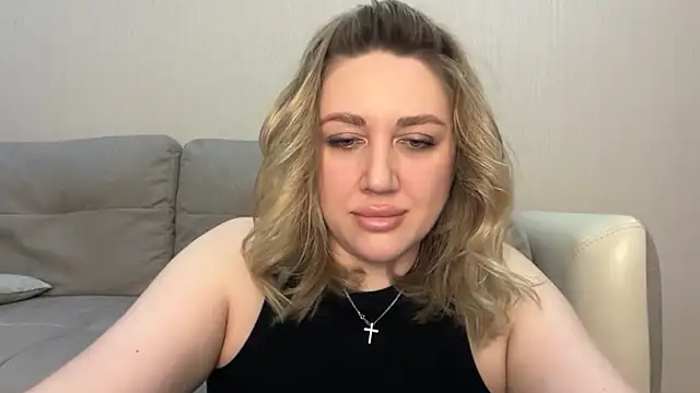 VickyLove047 live XXX chat