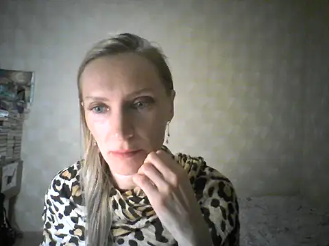 Chat XXX en directo de Averinona