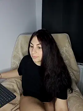 AbellaDesiree 即時 XXX 聊天