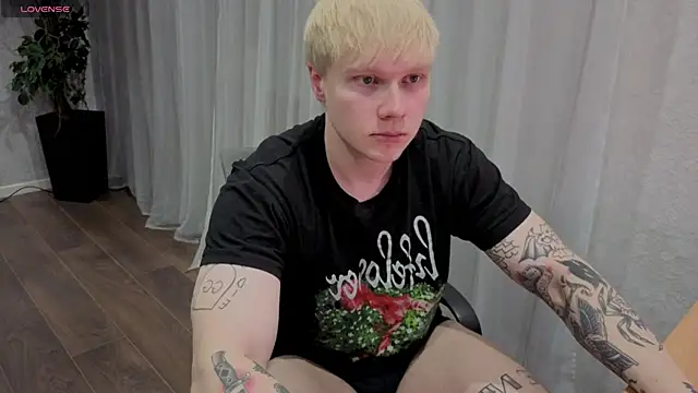 Whitesmoke666: онлайн-секс-чат