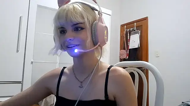 Chat XXX en directo de JustinCerqueira