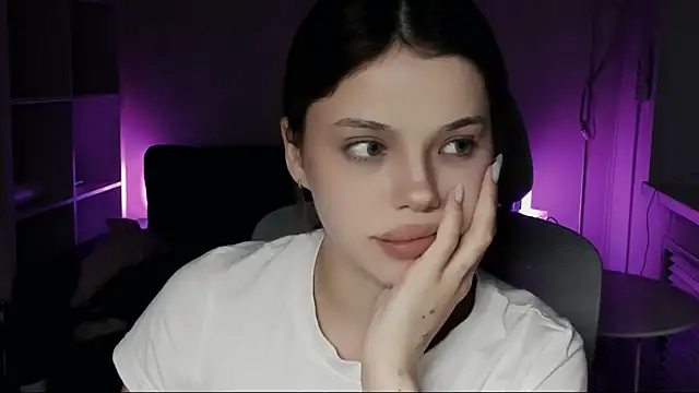 MelissaBrank Adlı Modelin Canlı XXX Sohbeti